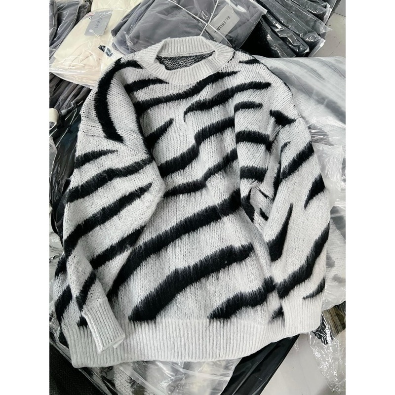 Áo Len Nam Nữ Lông Xù Sọc Vằn, Áo len loang báo vằn form rộng