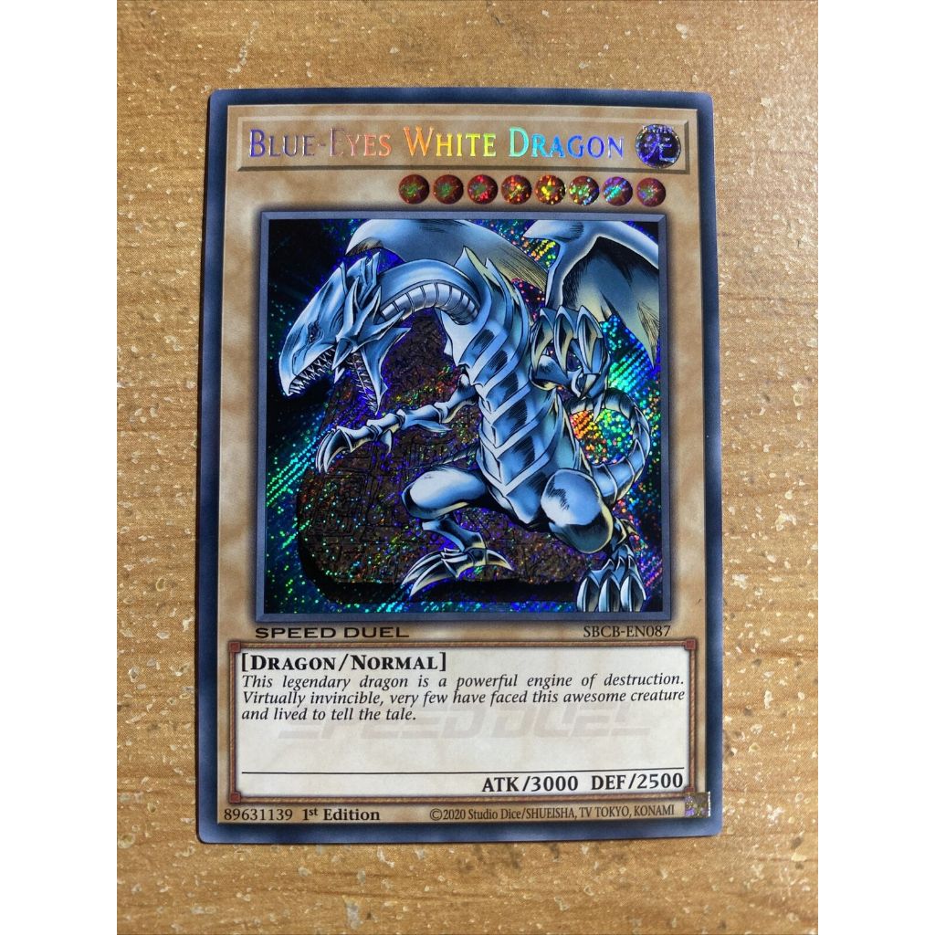 Lá bài thẻ Blue eyes White Dragon - secret Rare - Tặng bọc bài nhựa bảo quản