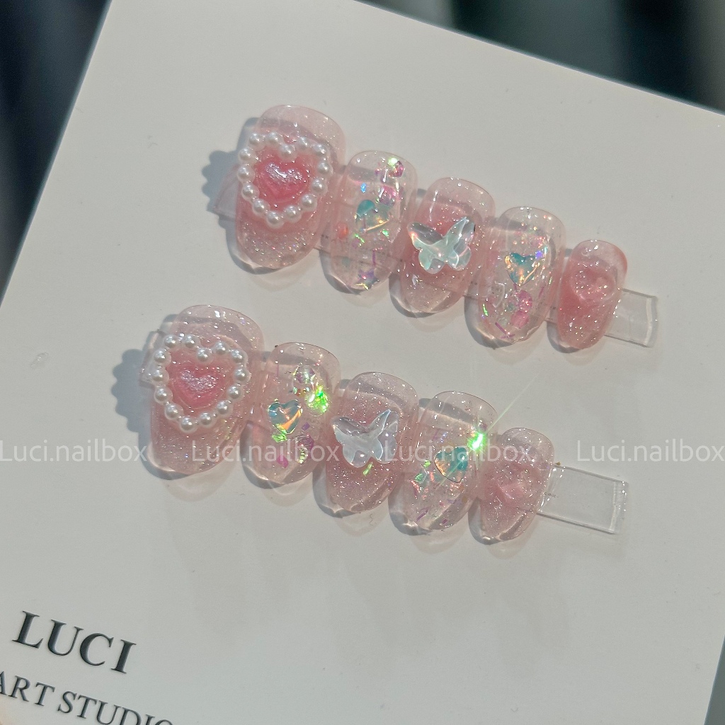 Móng úp thiết kế nailbox ngắn dễ thương nhũ lấp lánh phong cách Hàn Quốc Luci.nailbox