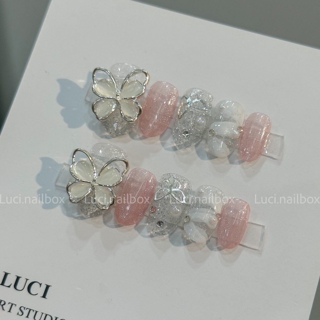 Móng úp thiết kế nailbox ngắn dễ thương nhũ lấp lánh phong cách Hàn Quốc Luci.nailbox