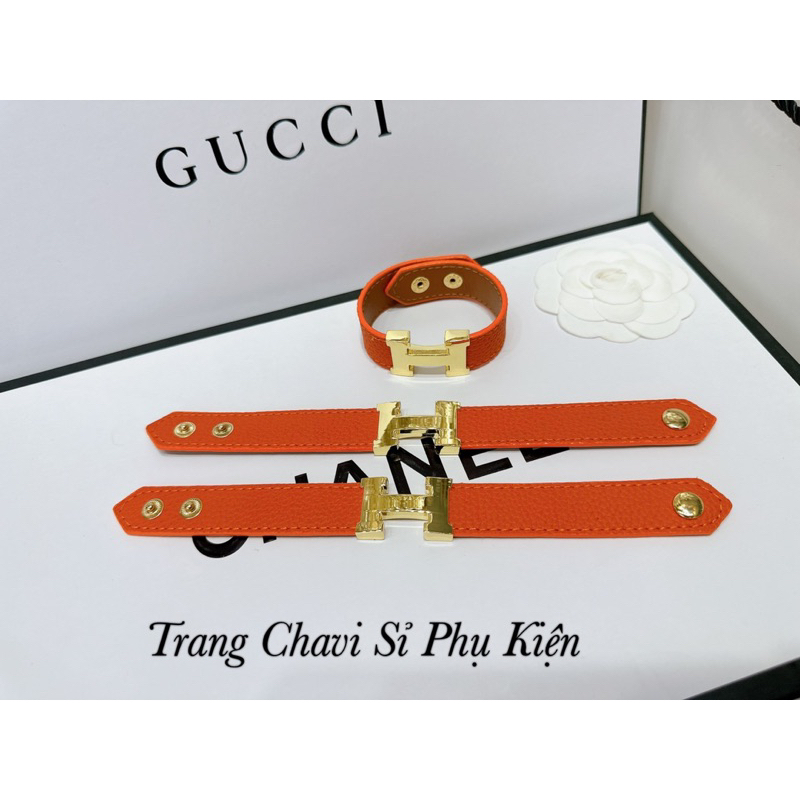 Vòng tay da chữ H