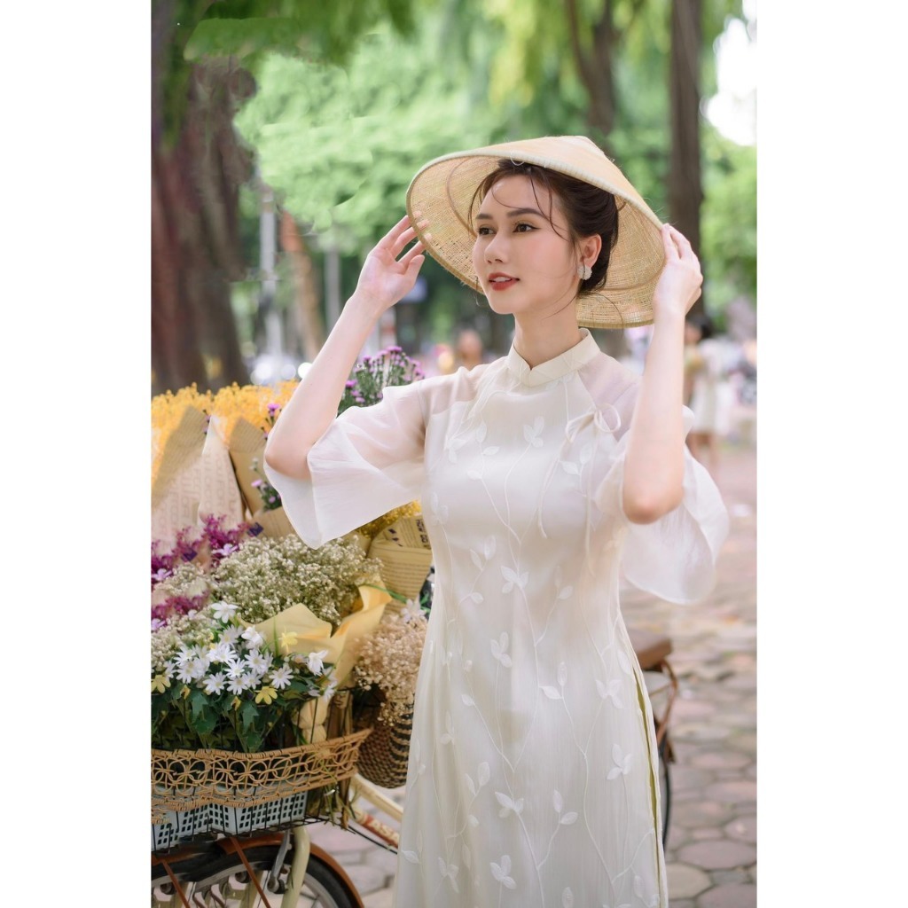 Áo Dài Cách Tân, Áo Dài Ren 4 tà Tay Loe Đính Nơ H12
