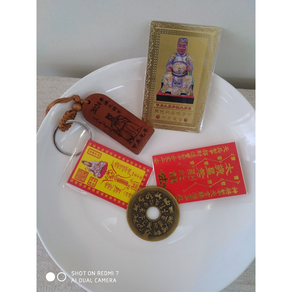 Combo thái tuế 2024 gồm 5 món