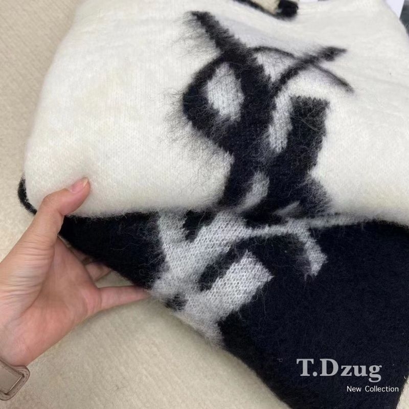 Áo len lông viền chữ hàng QCL1