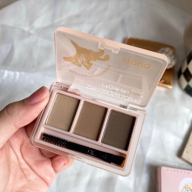 Bột Kẻ Chân Mày 3 Ô NOVO Kèm Cọ Vẽ 2 Đầu