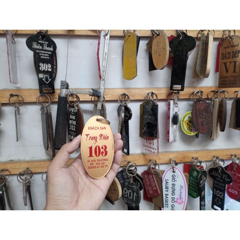 Móc khoá, ĐIÊU KHẮC theo yêu cầu