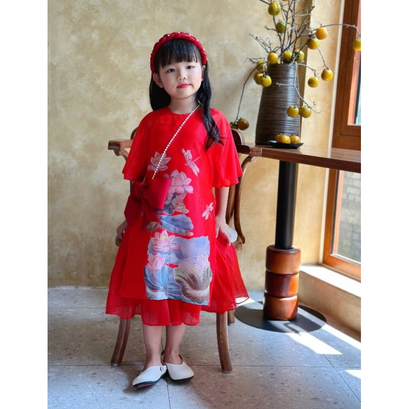 ÁO DÀI TẾT DẠNG ĐẦM VÁY VOAN TƠ TAY PHỒNG CÁCH TÂN BÉ GÁI HAIVANCO 10 đến 40 kg mềm mại và thoáng mát hoa văn độc đáo