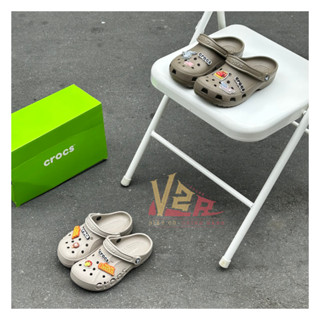 Dép Crocs Màu Nâu Siêu Đẹp (Kèm 6 Jibits) - chính hãng, nguyên