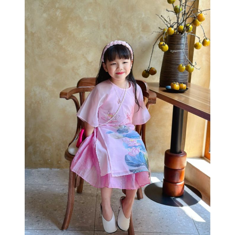 ÁO DÀI TẾT DẠNG ĐẦM VÁY VOAN TƠ TAY PHỒNG CÁCH TÂN BÉ GÁI HAIVANCO 10 đến 40 kg mềm mại và thoáng mát hoa văn độc đáo