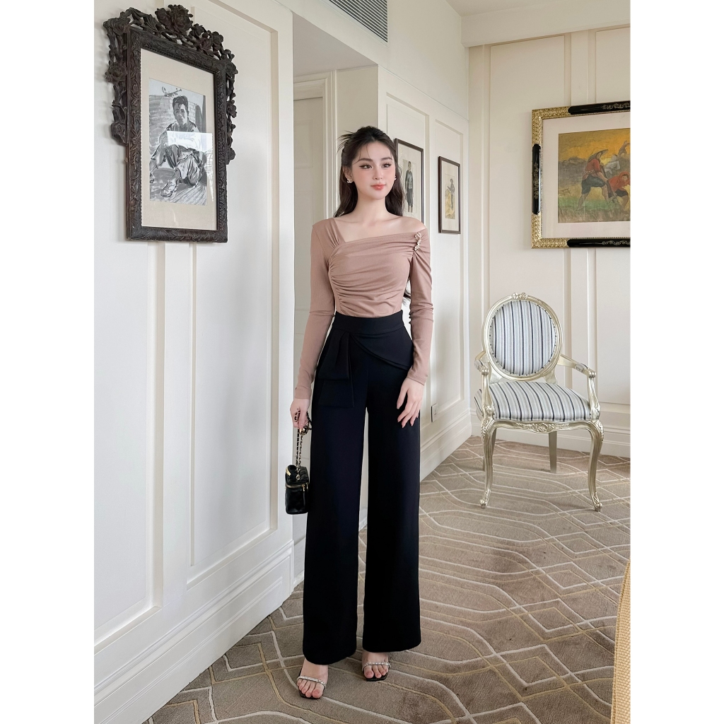 Áo Nâu Lệch Vai Xếp 3 Khuy Thời Trang Thiết Kế Nữ CurvyQ