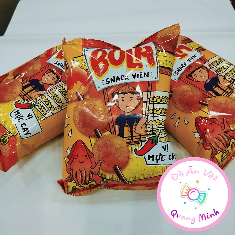 Bim bim Oishi Snack viên Bola vị Mực cay gói lớn 32 g giòn cay thơm ngon, đồ ăn vặt hot nhất