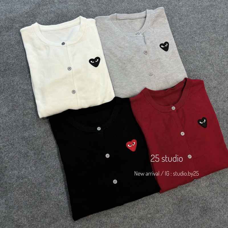 ÁO CARDIGAN LEN LOGO TRÁI TIM THÊU | STUDIOBY25