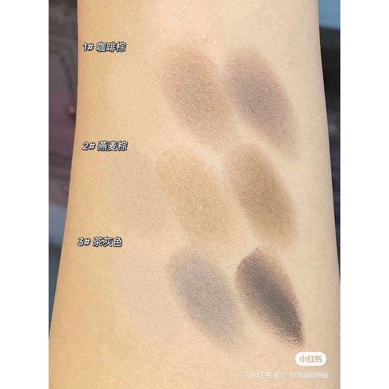 Bột Kẻ Chân Mày 3 Ô NOVO Kèm Cọ Vẽ 2 Đầu