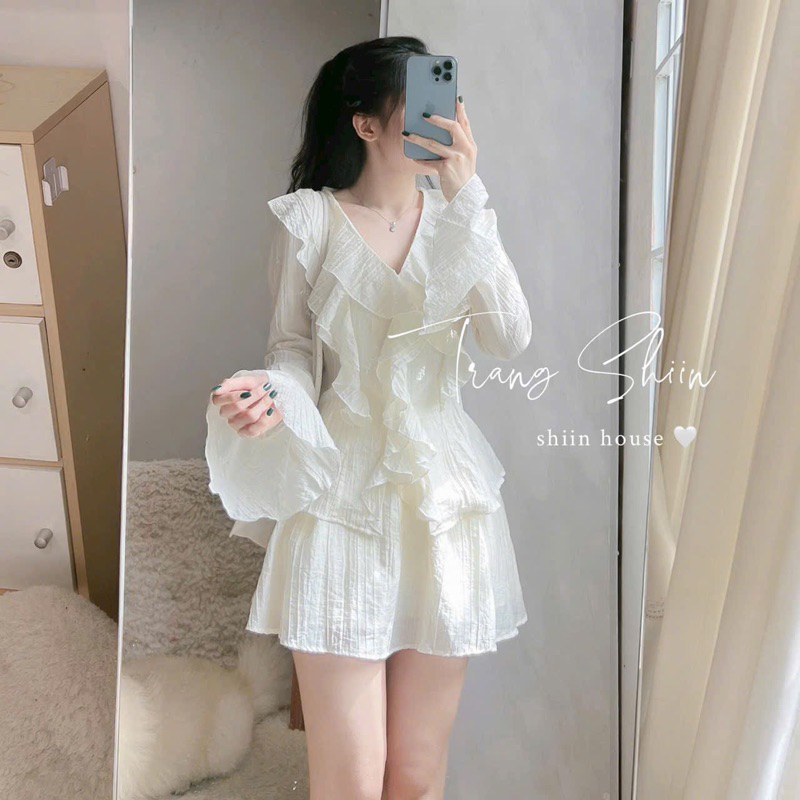 Set áo tay loe bèo ngực + chân váy xòe