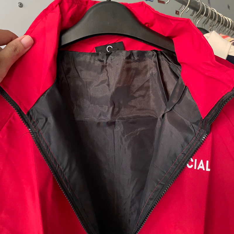 Áo Khoác Dù Mỏng 4M Màu Đỏ