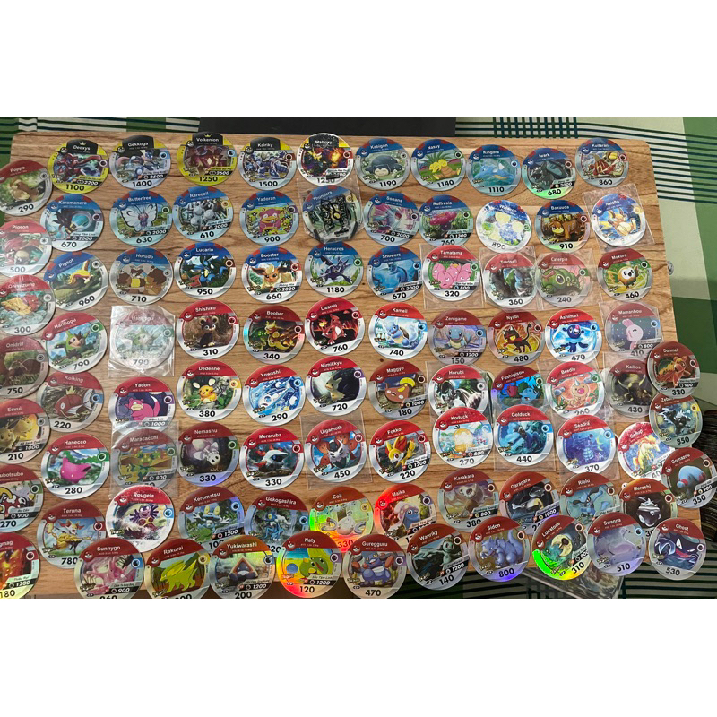 thẻ pokemon toonies nhựa