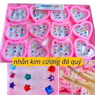 Khay 12 hộp nhẫn nhựa cute cho bé