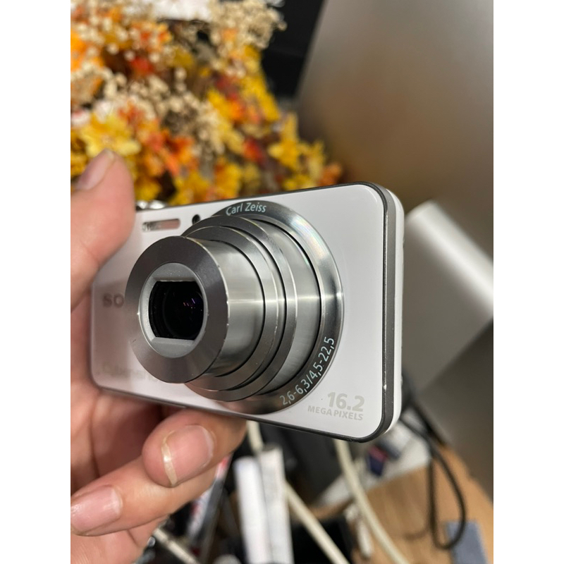 Máy ảnh Sony SyberShot WX70 màm cảm ứng