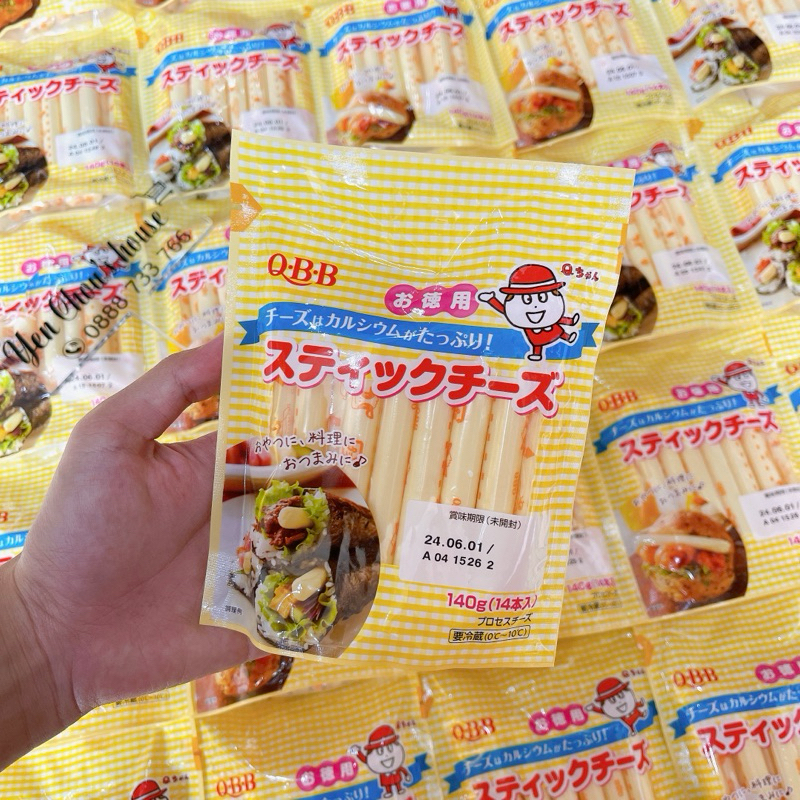 Phô mai que - xúc xích QBB Nhật Bản cho bé ăn dặm từ 12M+