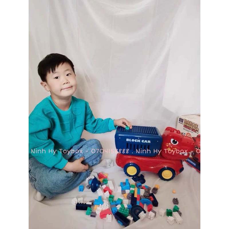 Xe ô tô đồ chơi chở lego cho bé trai gái lắp ráp , quà tặng sinh nhật cho bé .