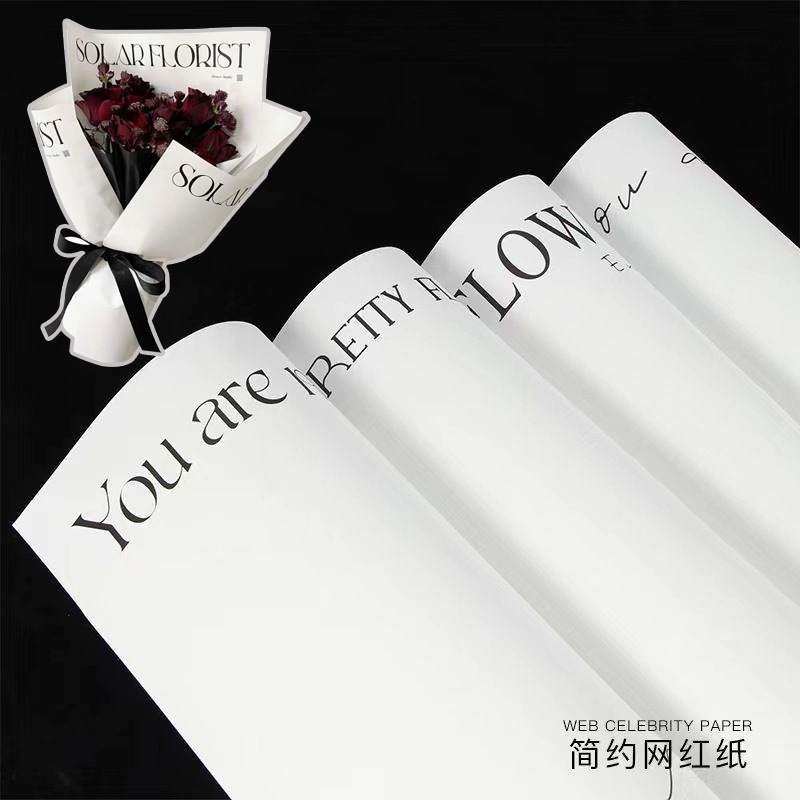 Giấy gói hoa chữ LOVE dày loại xịn 45x30cm