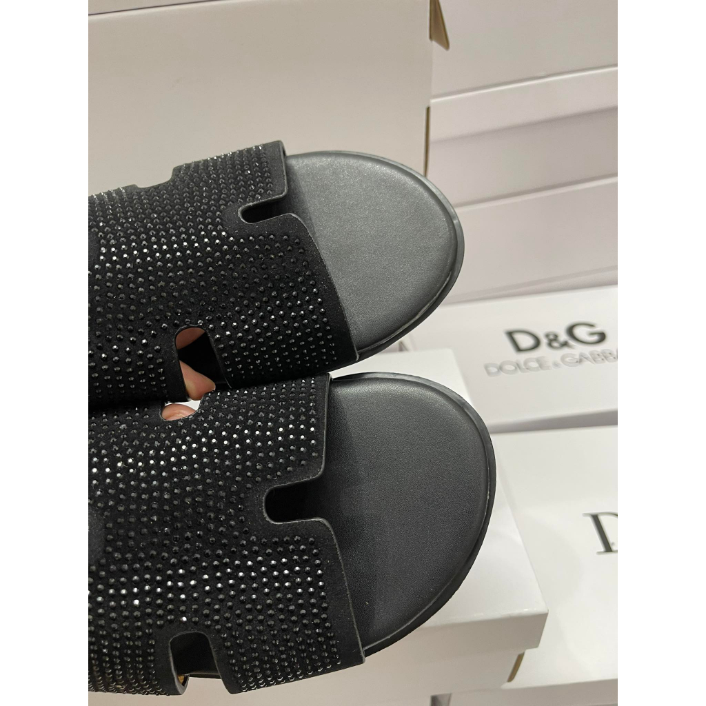 Dép hm đính đá - Dép hm đen quai đính đá thời trang đẹp hot nhất 2023.