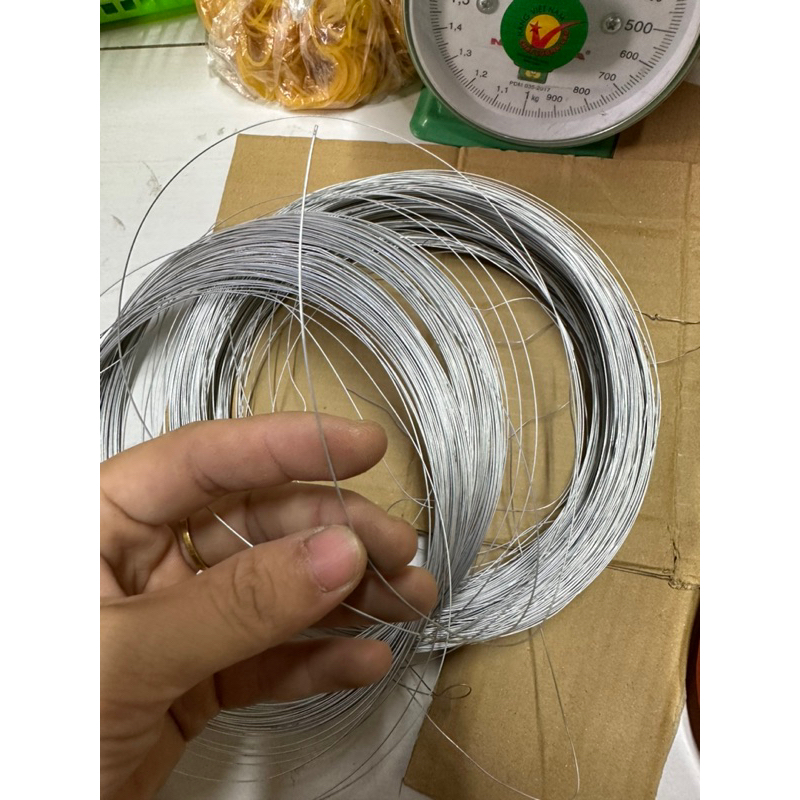 50 Mét dây thép 0,5 li mạ kẽm làm hoa giấy - Dây thép trang trí