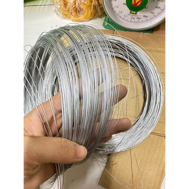 50 Mét dây thép 0,5 li mạ kẽm làm hoa giấy - Dây thép trang trí