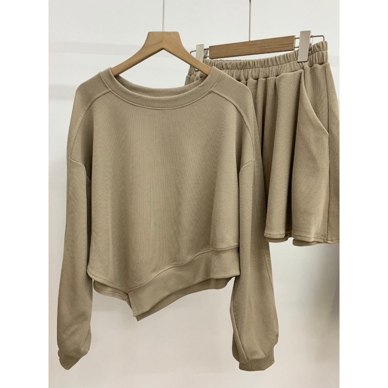 Sét Bộ Vạt Chéo Dài Tay + Quần Short Chất Nỉ Tăm