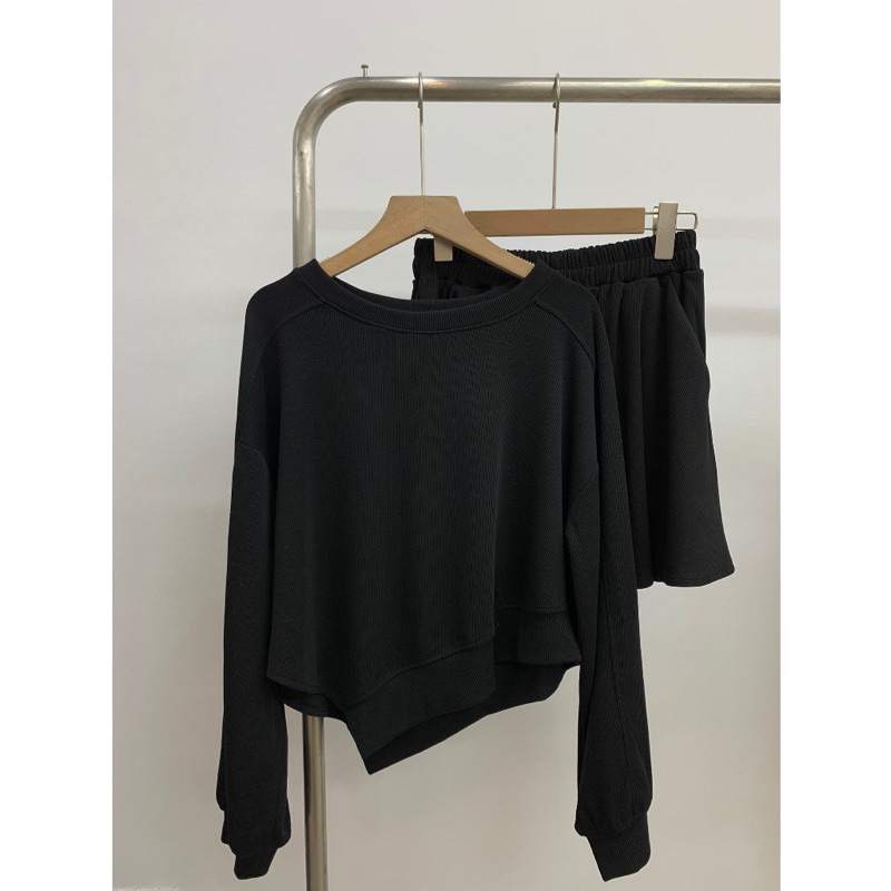 Sét Bộ Vạt Chéo Dài Tay + Quần Short Chất Nỉ Tăm