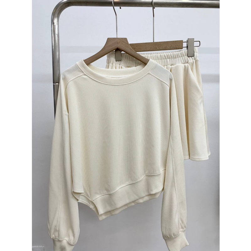 Sét Bộ Vạt Chéo Dài Tay + Quần Short Chất Nỉ Tăm