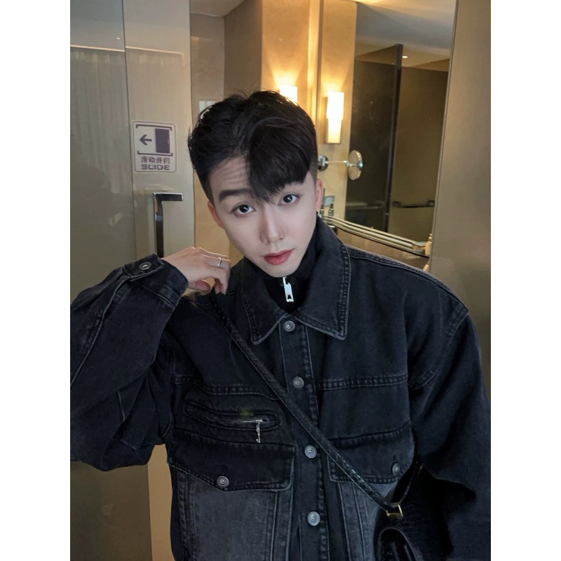 Áo khoác jeans túi hộp nam inisex