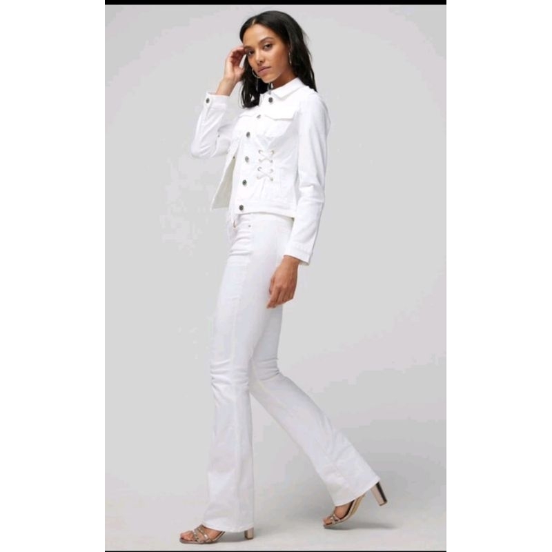 Áo khoác jean trắng xuất dư xịn-vnxk-thùy hương shop😍