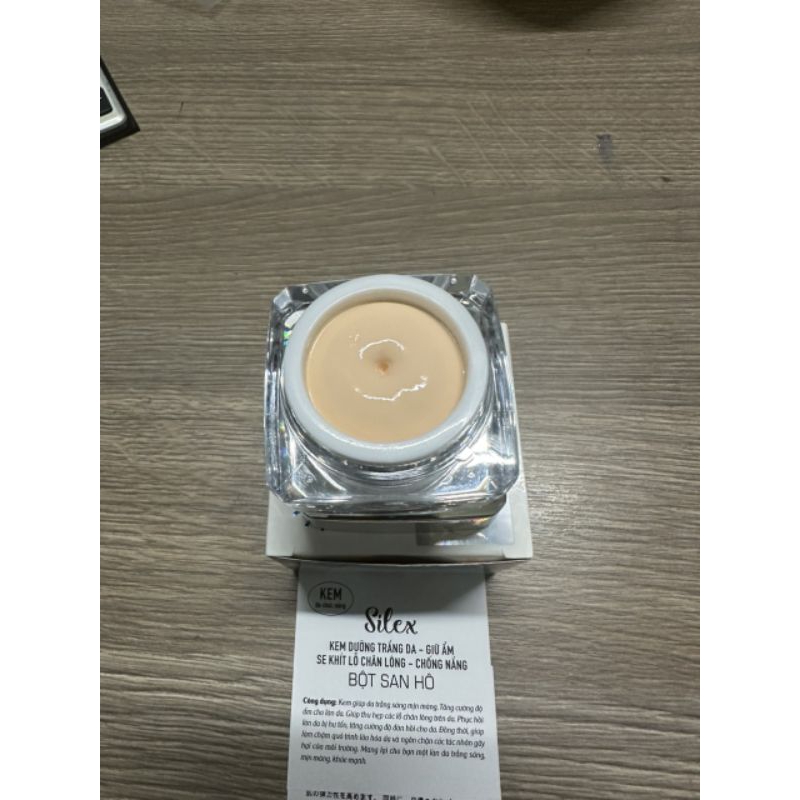 silex san hô dưỡng trắng,chống nắng,căng bóng da