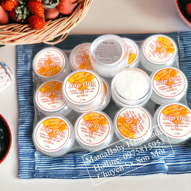 Sáp ong dưỡng môi- dùng cho môi xăm và không xăm 10g