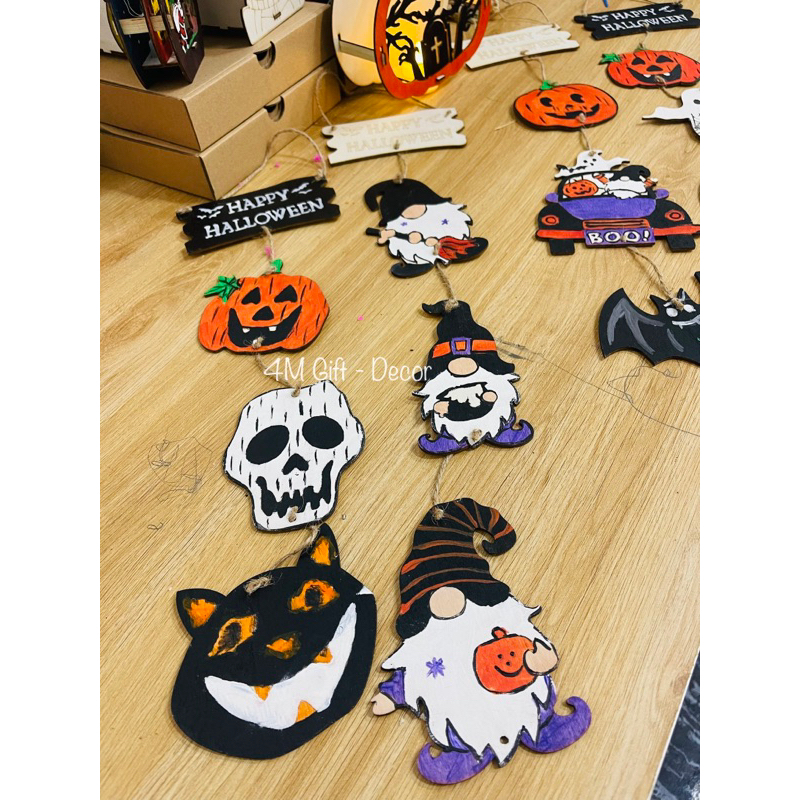 Bộ decor Halloween tô màu gỗ Diy, trang trí decor hình ma, bí, dơi, mèo, sọ, ông già noen