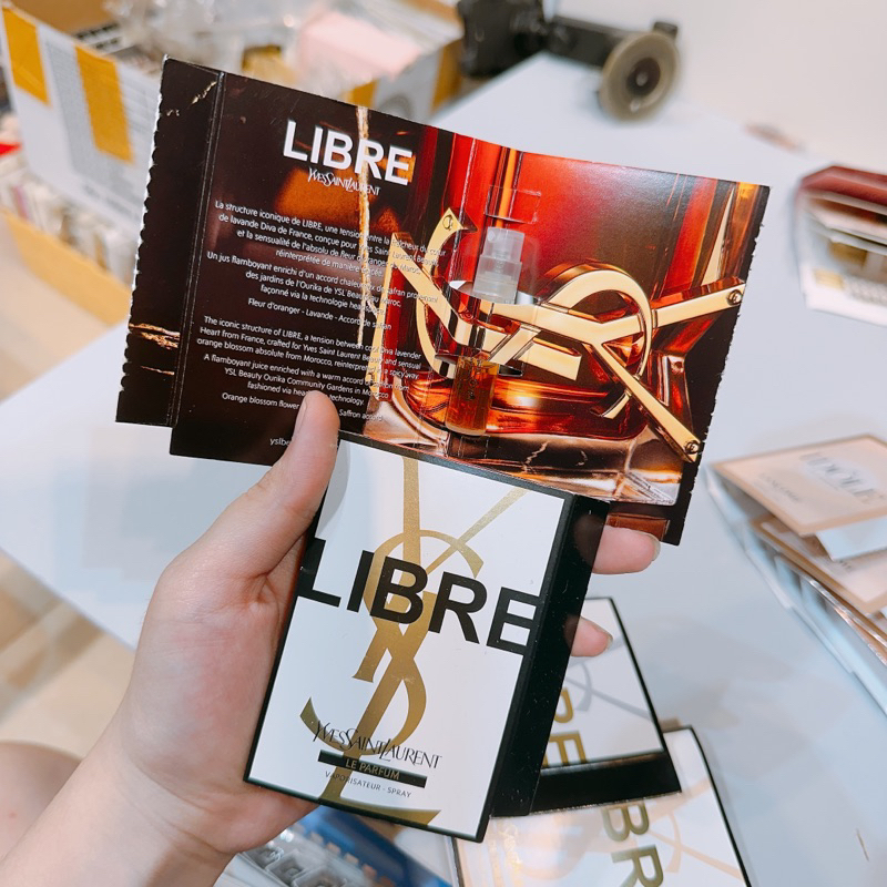 Mẫu thử Vial nước hoa Libre Ysl thơm sang cực kì