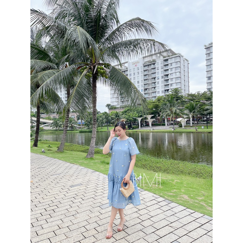 ĐẦM TƠ THÊU HOA TAY RAPLAN - BIMI