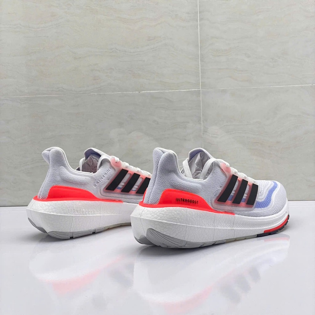 Adidas Ultraboost Light