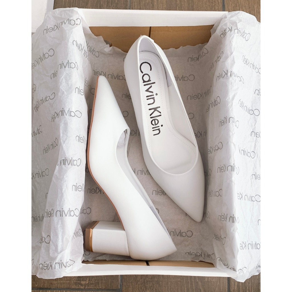 Giày Da Cao Gót Mũi Nhọn Phong Cách Thời Trang