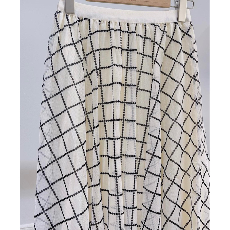 Chân váy kẻ hàng QC mặc được 2 mặt