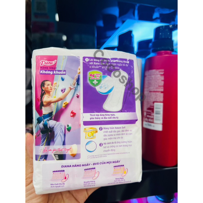 Băng Vệ Sinh Diana hằng ngày kháng khuẩn 40 miếng