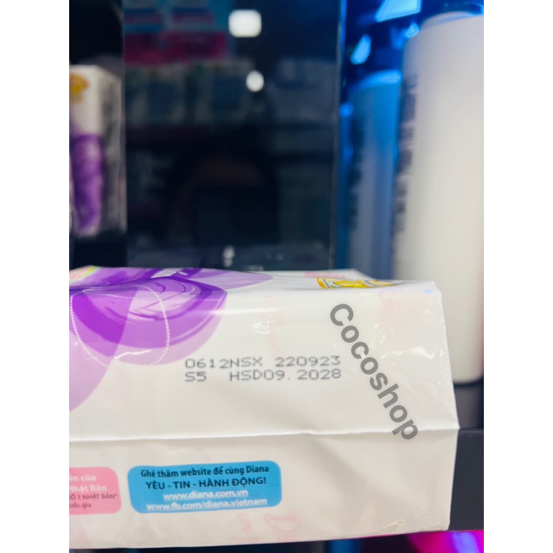 Băng Vệ Sinh Diana hằng ngày kháng khuẩn 40 miếng