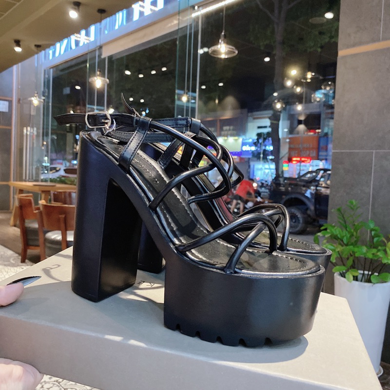 Giày cao gót to đúp dây ống