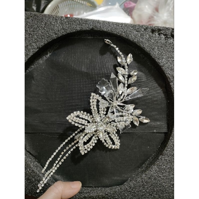 Cài tóc cô dâu bà sui giá tại xưởng sản xuất