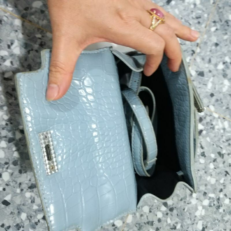 Túi xách nữ size 20, độ mới 90%