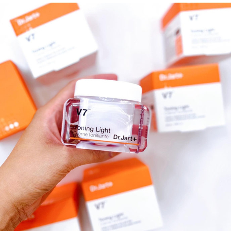 Kem Dưỡng Da V7 Toning Light 50ml mẫu mới 2023