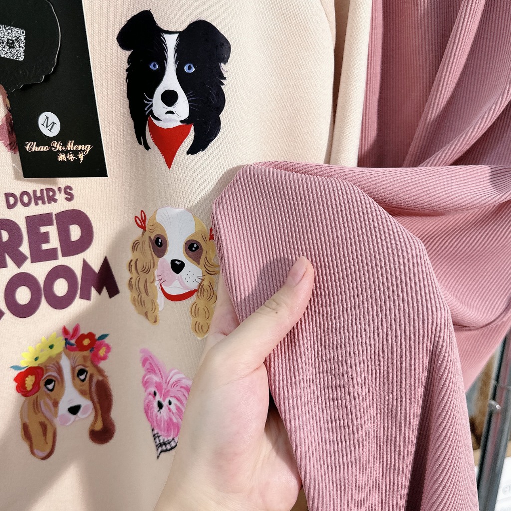 Set Áo Nỉ Be Mix Chân Váy Nhung Hồng Dáng Dài, Hàng Sịn