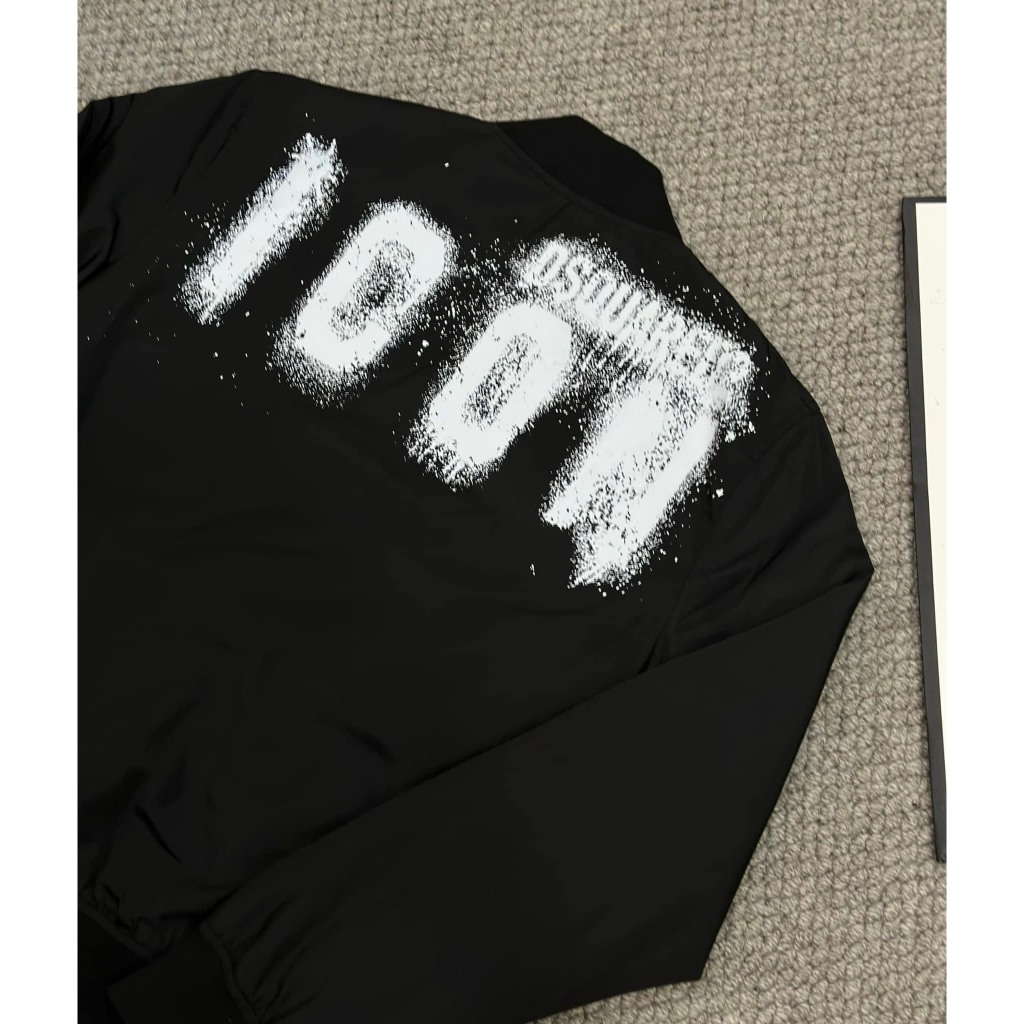 Áo Khoác Gió DSQ Hoạ Tiết Chữ ICON Loang Sau Lưng