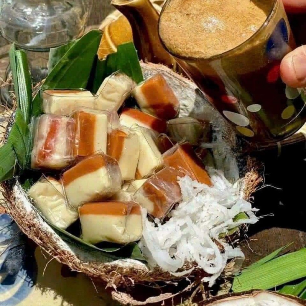 Kẹo dừa sáp cà phê muối Bến Tre